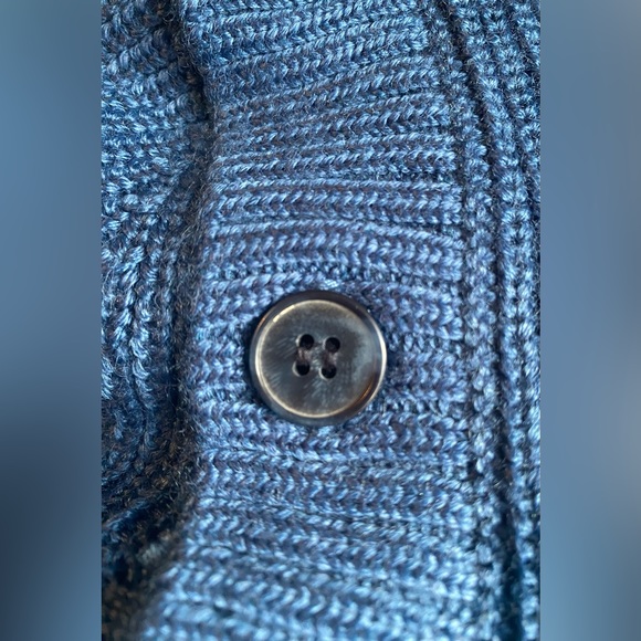 NWT VHNY WOMENS OVERSIZED SWEATER WITH REMOVABLE SLEEVES SIZE L/XL IN BLUE - Picture 6 of 9